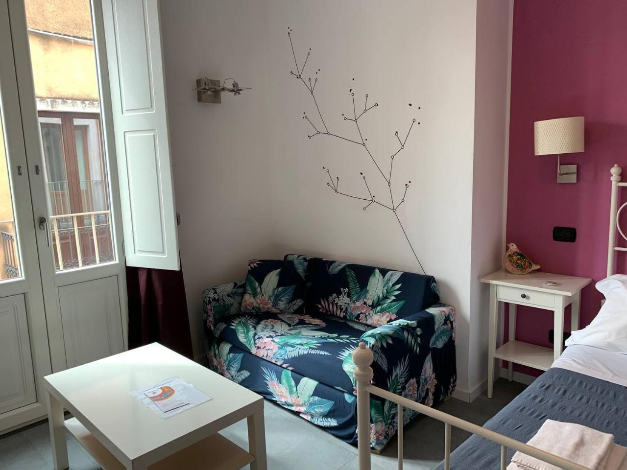 Guest House Le Sibille Таормина Екстериор снимка