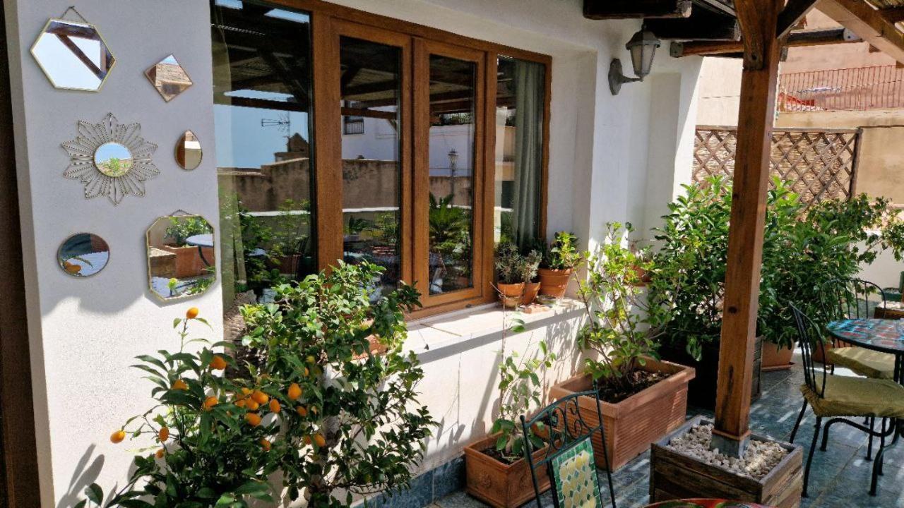 Guest House Le Sibille Таормина Екстериор снимка